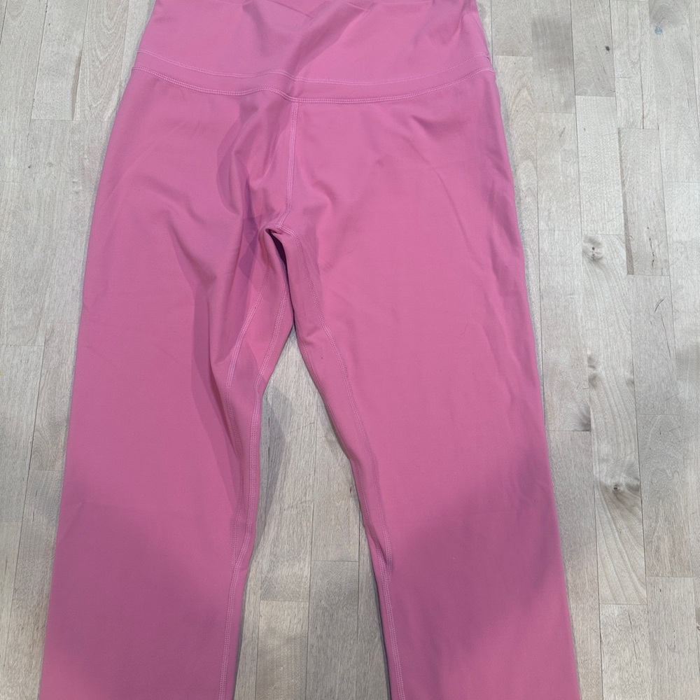 Women's Pink Cropped Pants